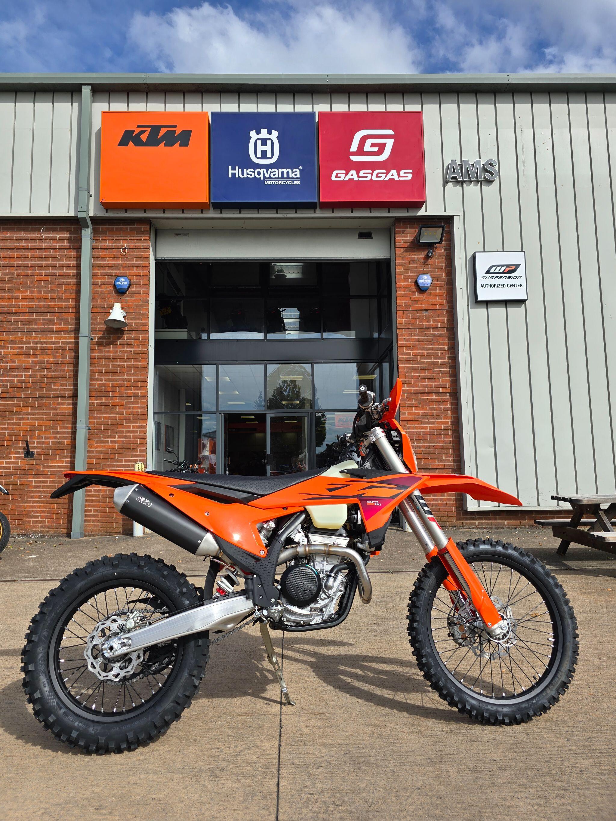 2025 KTM 250